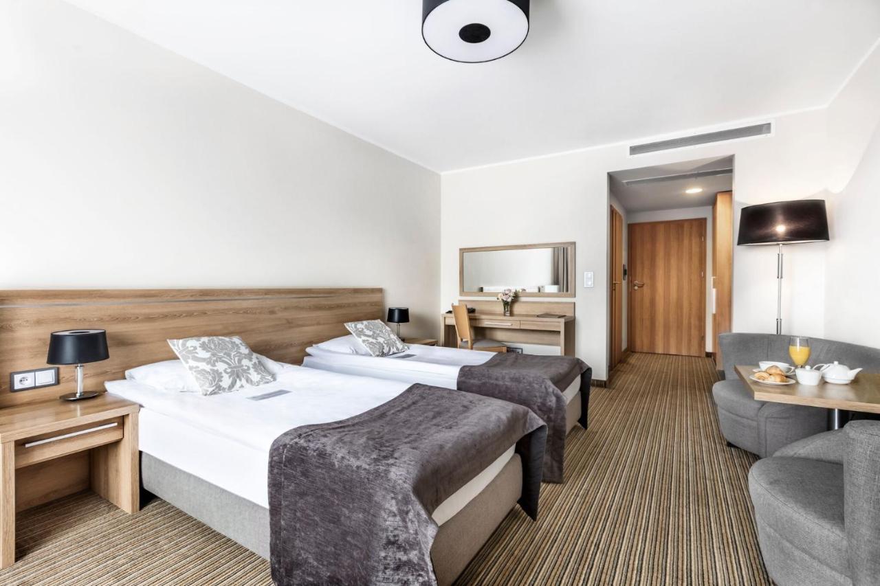 Mercure Wiazowna Brant Extérieur photo