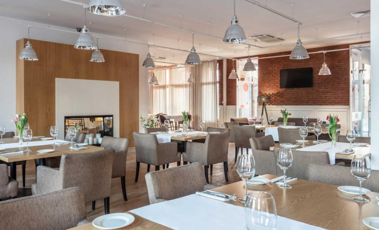 Mercure Wiazowna Brant Extérieur photo