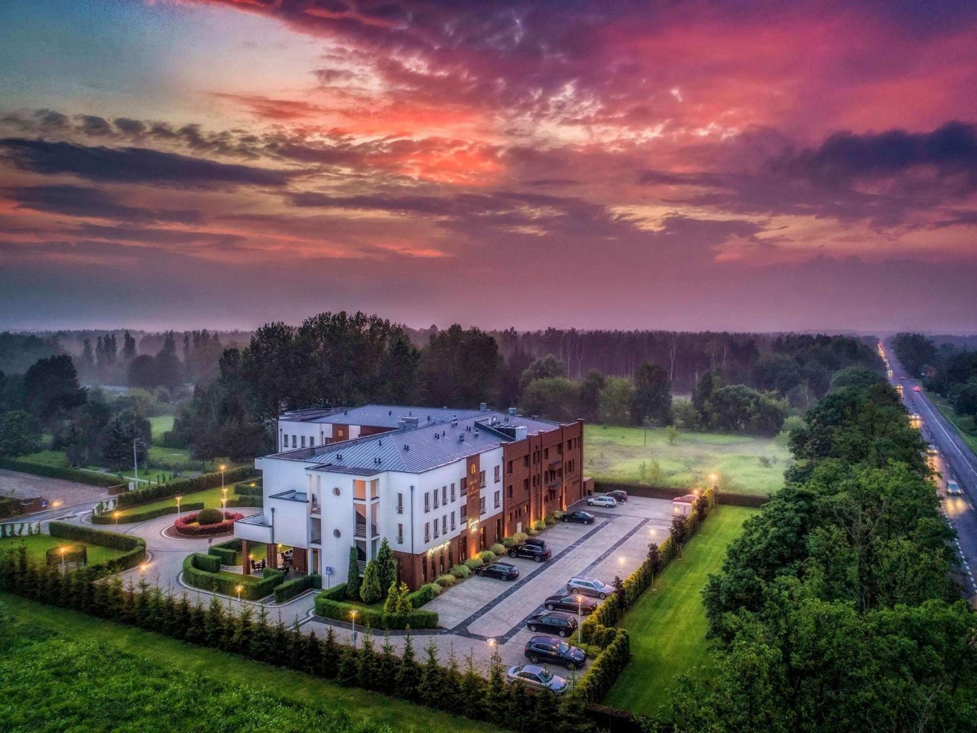 Mercure Wiazowna Brant Extérieur photo